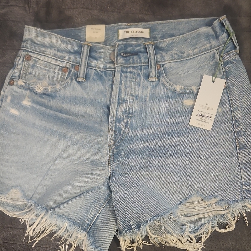 AE77 The Classic Light Blue Cut Off Denim Shorts